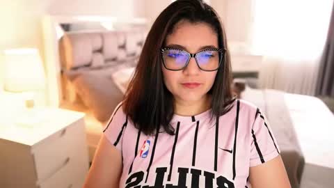 Snapshot of camila_buitrago chatting on October 2025 04:02:02 PM Camila buitrago online show from October 2025 04:02:02 PM