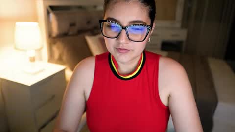 Snapshot of camila_buitrago chatting on November 2025 11:25:01 PM Camila buitrago online show from November 2025 11:25:01 PM