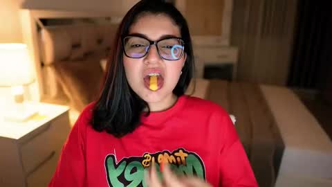 Snapshot of camila_buitrago chatting on November 2025 12:38:02 AM Camila buitrago online show from November 2025 12:38:02 AM