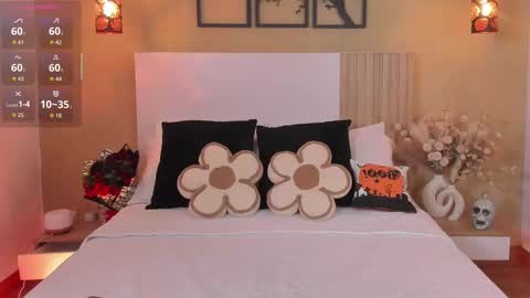 camila_bustamante_ online show from October 2025 05:01:01 PM