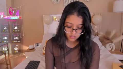 Snapshot of camila_bustamante_ chatting on July 2026 04:02:01 PM camila_bustamante_ online show from July 2026 04:02:01 PM