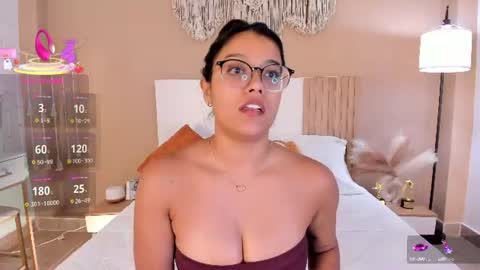 Snapshot of camila_bustamante_ chatting on July 2026 04:11:02 PM camila_bustamante_ online show from July 2026 04:11:02 PM