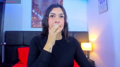 Snapshot of camila_coxx chatting on January 2025 06:02:01 AM  s online show from January 2025 06:02:01 AM