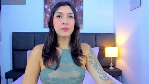 Snapshot of camila_coxx chatting on February 2025 07:41:01 AM  s online show from February 2025 07:41:01 AM
