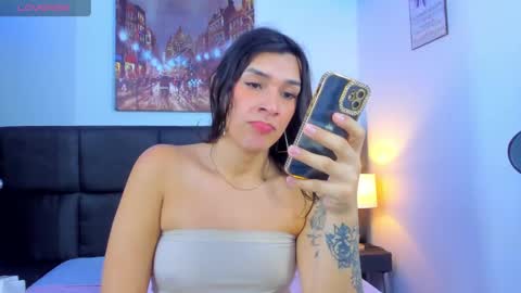 Snapshot of camila_coxx chatting on February 2025 12:03:02 PM  s online show from February 2025 12:03:02 PM