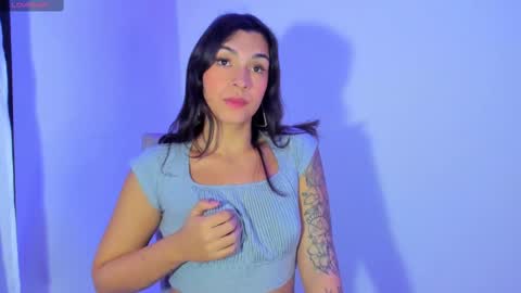 Snapshot of camila_coxx chatting on February 2025 04:55:01 AM  s online show from February 2025 04:55:01 AM