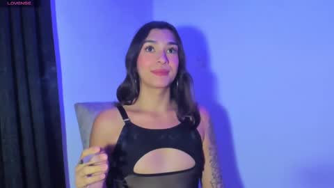 Snapshot of camila_coxx chatting on March 2025 04:34:02 AM  s online show from March 2025 04:34:02 AM