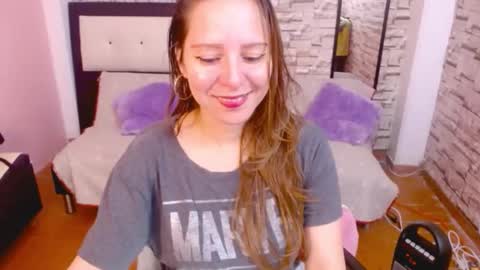 Snapshot of camila_delarosa chatting on March 2026 05:58:02 PM camila online show from March 2026 05:58:02 PM