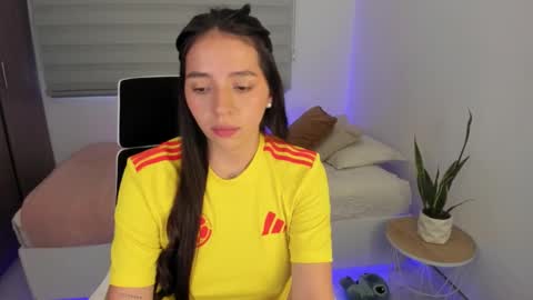 Snapshot of camila_ec2 chatting on March 2026 10:15:01 PM C A M I online show from March 2026 10:15:01 PM