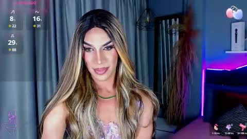 Snapshot of camila_hoottie chatting on March 2025 08:33:02 AM Camila online show from March 2025 08:33:02 AM