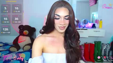 Camila online show from April 2026 08:43:02 PM