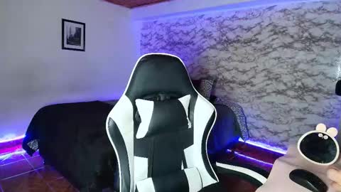 Snapshot of camila_iroose chatting on March 2026 01:34:01 AM Camila Roose online show from March 2026 01:34:01 AM