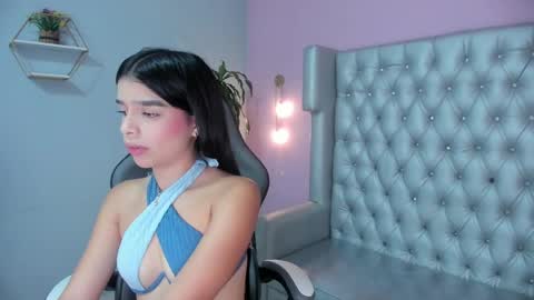 Camila online show from April 2026 07:58:02 PM