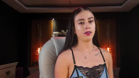 camila_martinez9 online show from October 2025 11:43:02 AM