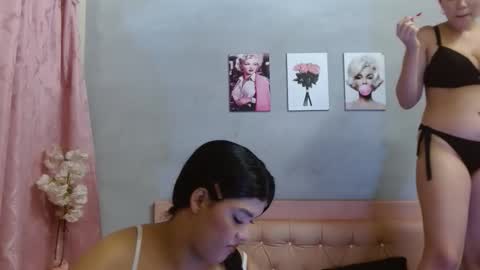 Snapshot of camila_meza chatting on May 2026 01:18:02 PM camila_meza online show from May 2026 01:18:02 PM