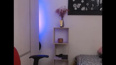 Camila ventura online show from September 2025 04:00:02 PM