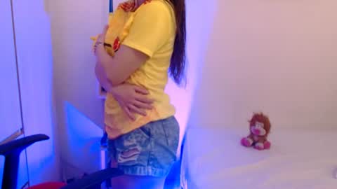 Snapshot of camila_ventura chatting on June 2026 01:59:01 PM Camila ventura online show from June 2026 01:59:01 PM