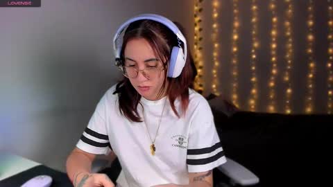 CAMILAA LEE  online show from October 2025 04:37:01 AM