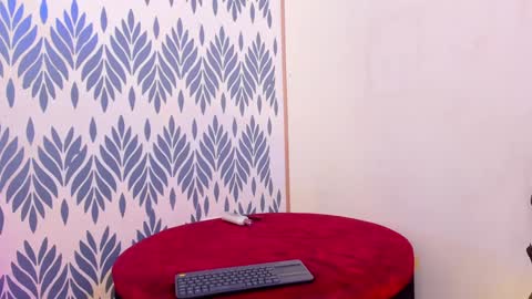 Snapshot of camilaandrade_ chatting on January 2025 04:19:01 PM Cami online show from January 2025 04:19:01 PM