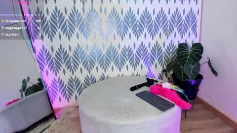 Snapshot of camilaandrade_ chatting on January 2025 02:39:01 PM Cami online show from January 2025 02:39:01 PM