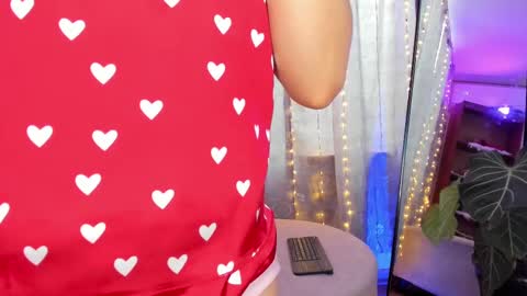 Snapshot of camilaandrade_ chatting on February 2025 02:31:02 PM Cami online show from February 2025 02:31:02 PM