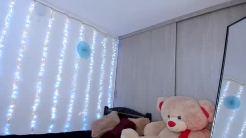 Snapshot of camilaandrade_ chatting on September 2025 11:24:01 AM Cami online show from September 2025 11:24:01 AM