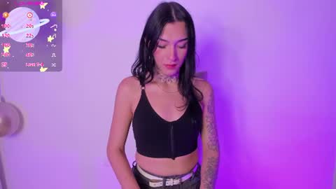 Snapshot of camilacoxx chatting on July 2026 07:47:01 AM online show from July 2026 07:47:01 AM