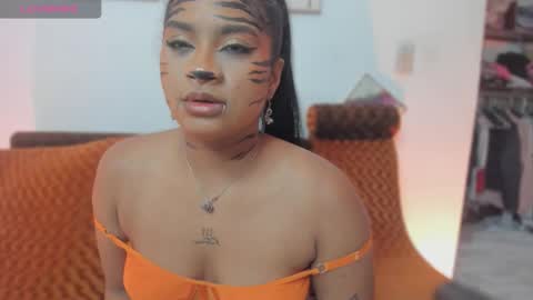 Camila Foox online show from October 2025 11:49:01 PM