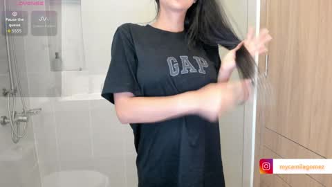 Snapshot of camilagomezz chatting on November 2025 01:06:02 PM Camila online show from November 2025 01:06:02 PM