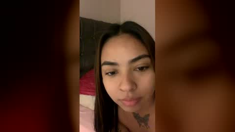 Snapshot of camilahurrego chatting on May 2026 05:25:02 AM camilahurrego online show from May 2026 05:25:02 AM