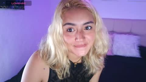 Snapshot of camilamarsh chatting on April 2026 11:38:01 AM camilamarsh online show from April 2026 11:38:01 AM