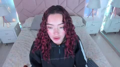 Camila  online show from December 2024 03:20:02 PM