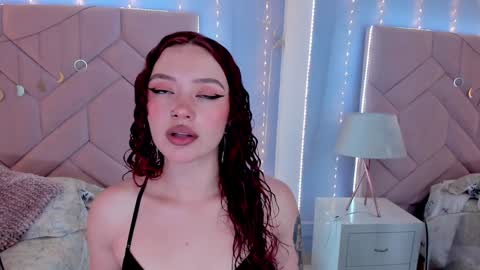 Camila  online show from January 2025 12:19:02 PM