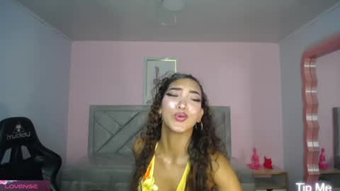 Snapshot of camilavixen_ch chatting on June 2026 01:53:02 PM camila online show from June 2026 01:53:02 PM