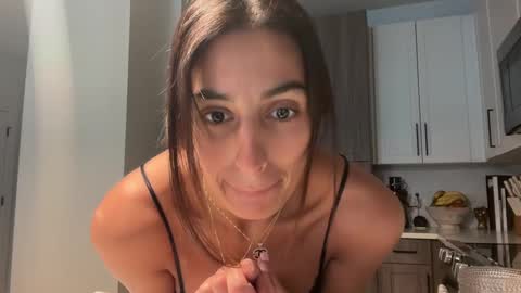 camiliakxoxo online show from February 2025 01:11:02 PM