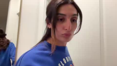 camiliakxoxo online show from March 2025 03:29:02 AM