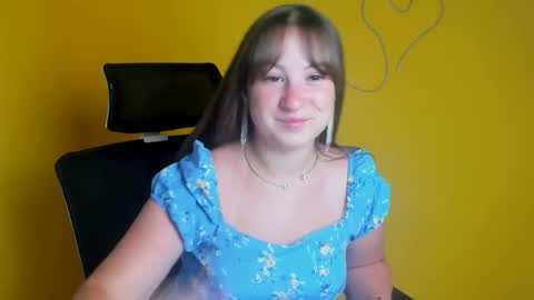 Snapshot of camilla_body chatting on June 2026 06:29:01 AM Camilla online show from June 2026 06:29:01 AM