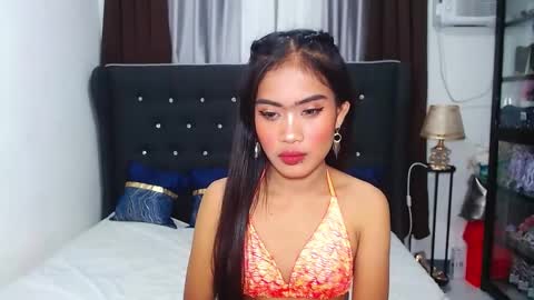 Snapshot of camilla_morena chatting on March 2025 10:35:01 AM camilla_morena online show from March 2025 10:35:01 AM