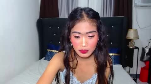 Snapshot of camilla_morena chatting on March 2025 02:01:02 AM camilla_morena online show from March 2025 02:01:02 AM