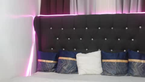 Snapshot of camilla_morena chatting on September 2025 03:34:01 AM camilla_morena online show from September 2025 03:34:01 AM