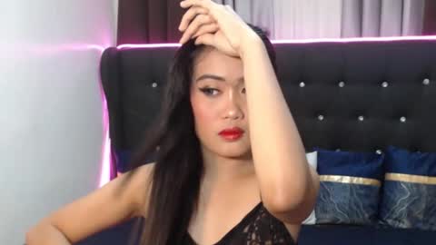 Snapshot of camilla_morena chatting on October 2025 05:15:02 AM camilla_morena online show from October 2025 05:15:02 AM