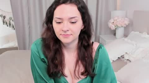 Snapshot of camilla_rowen chatting on April 2026 08:55:02 PM Camilla online show from April 2026 08:55:02 PM