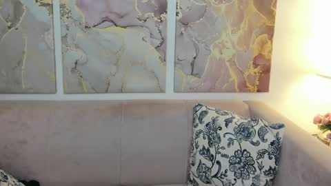 camilladreamer online show from May 2026 06:00:02 AM