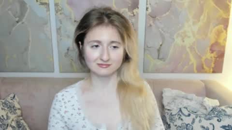 camilladreamer online show from May 2026 06:04:02 PM