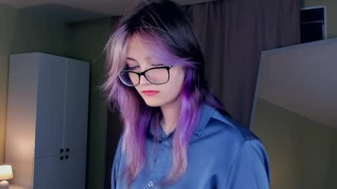 Emily online show from April 2026 03:23:01 PM