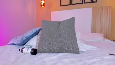 Snapshot of camille_lynn chatting on December 2024 09:56:02 AM Camille Lynn online show from December 2024 09:56:02 AM