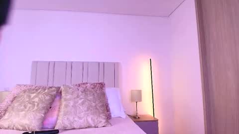 Camille Lynn online show from April 2026 04:34:01 AM