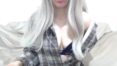 CamilleBunny online show from April 2026 02:33:02 AM