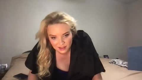 camilleclairexo online show from April 2026 03:15:01 AM