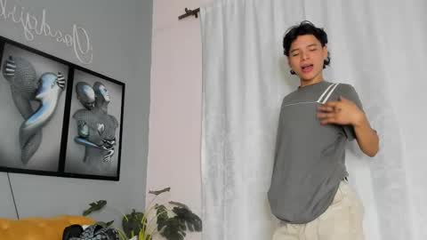 Camillo Virgil online show from December 2025 10:42:02 AM